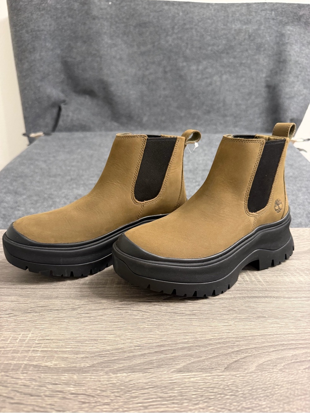 Timberland Women's Chelsea Lug Boot in Olive Green with Black Sole